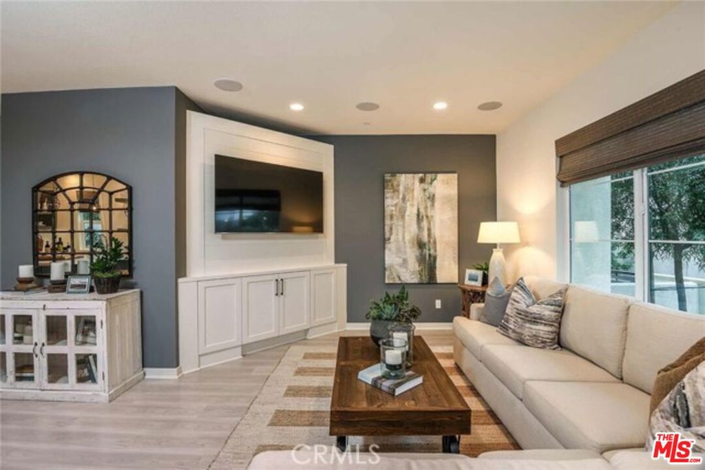 105 Episode, Irvine CA 92618 - photo 9