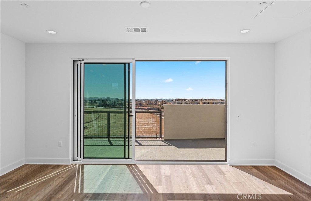 105 Moody, Irvine CA 92618 - photo 27