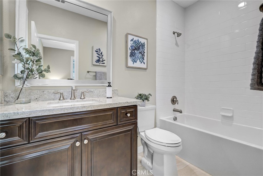 105 Rake, Irvine CA 92618 - photo 31