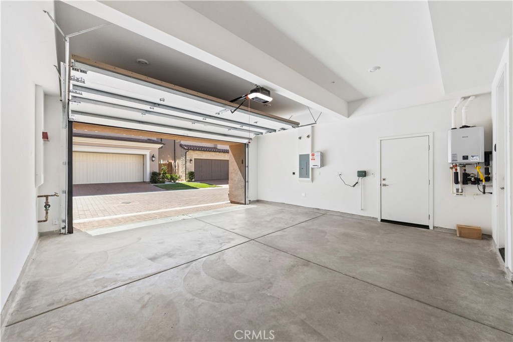 106 Glydon, Irvine CA 92618 - photo 29