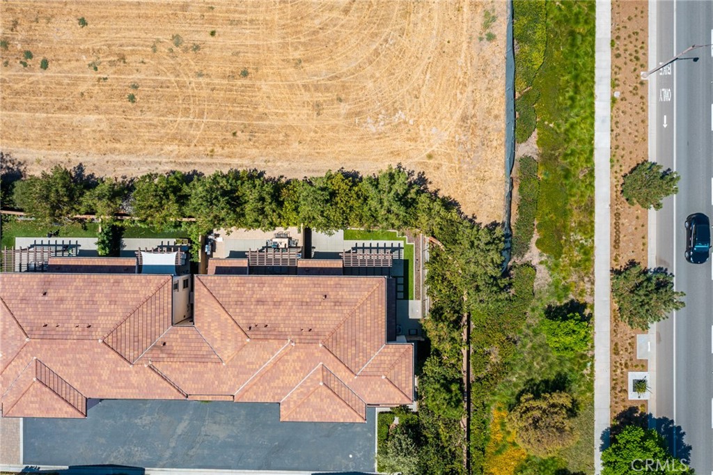 End unit - 106 Okra, Irvine CA 92618 - photo 33