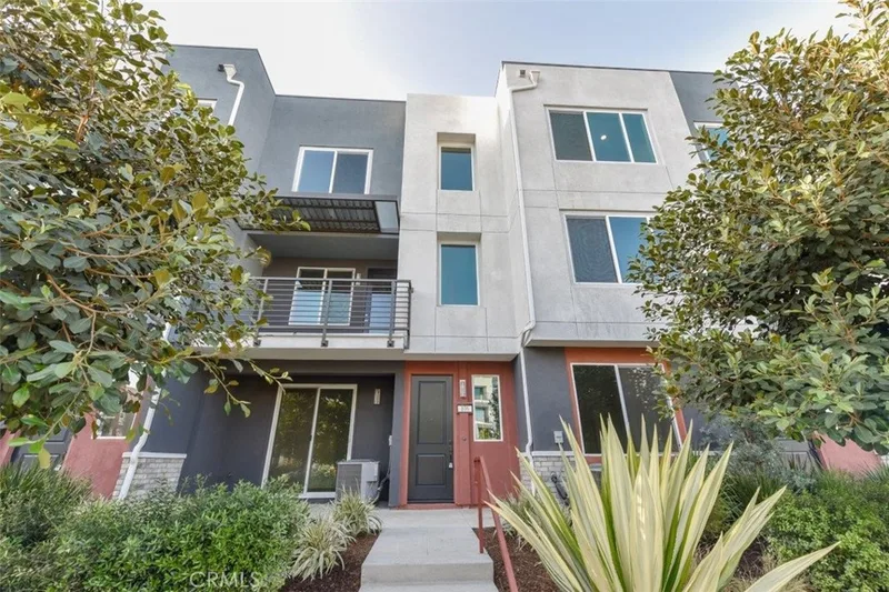 106 Unity, Irvine, CA 92614