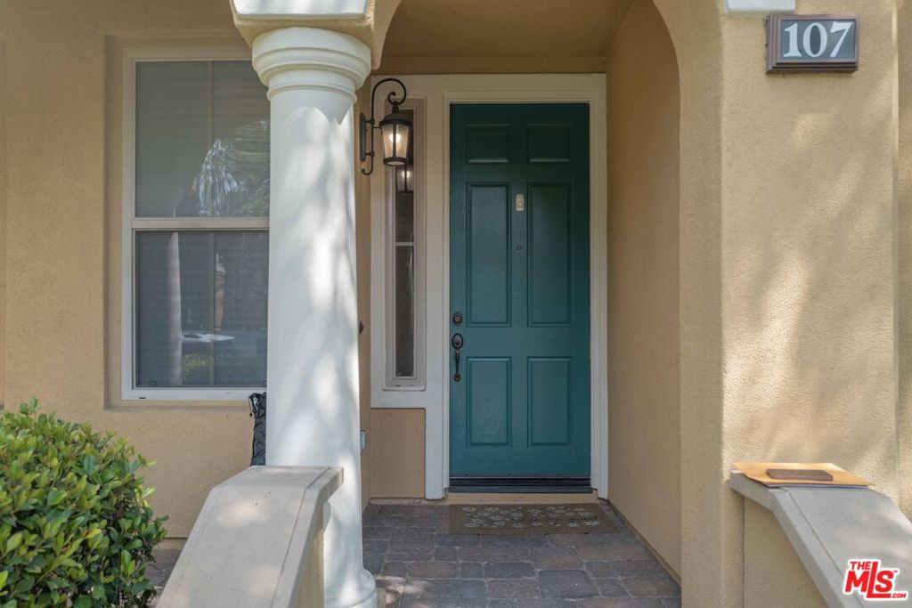 107 Chantilly, Irvine CA 92620 - photo 23