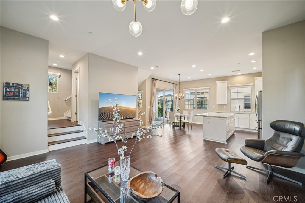 107 Kestrel, Irvine CA 92618 - photo 1