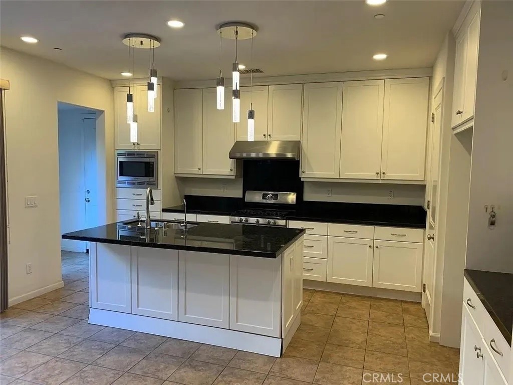 107 Painted Trellis, Irvine CA 92620 - photo 1