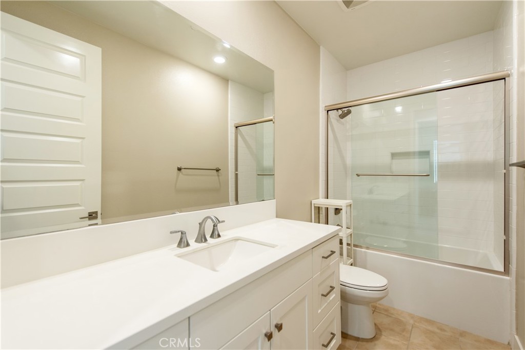 Ensuite-bath - 107 Pitch, Irvine CA 92618 - photo 17