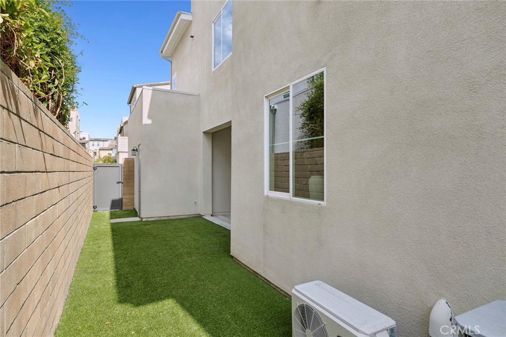 107 Spiral, Irvine CA 92618 - photo 14