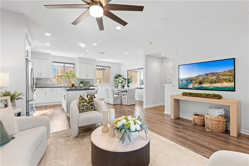 108 Cadence, Irvine, CA 92618