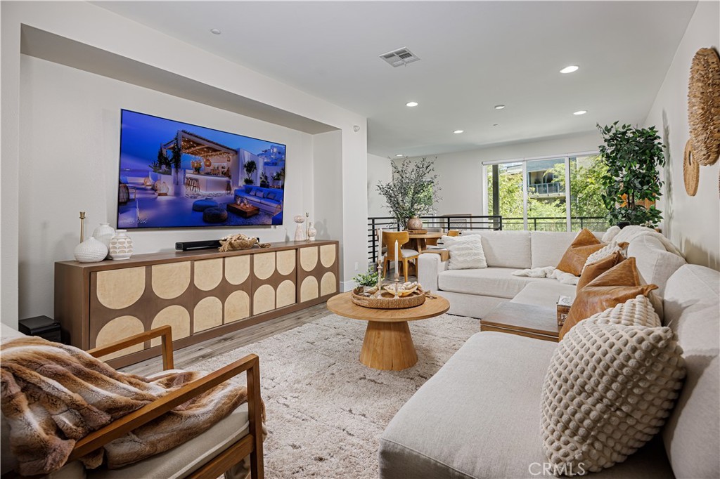 108 Rockefeller, Irvine CA 92612 - photo 1