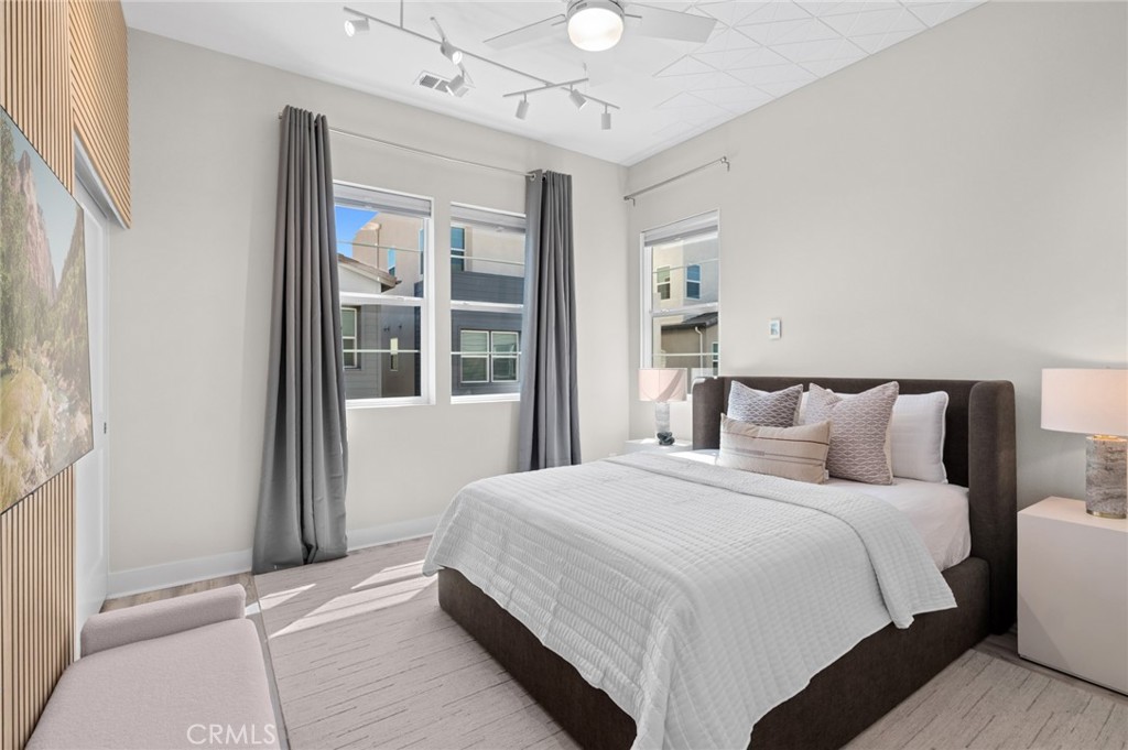 108 Shear, Irvine CA 92618 - photo 24