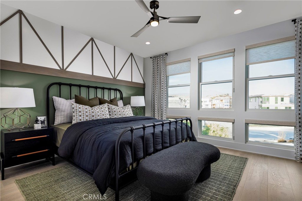 Secondary Bedroom - 109 Apron, Irvine CA 92618 - photo 9