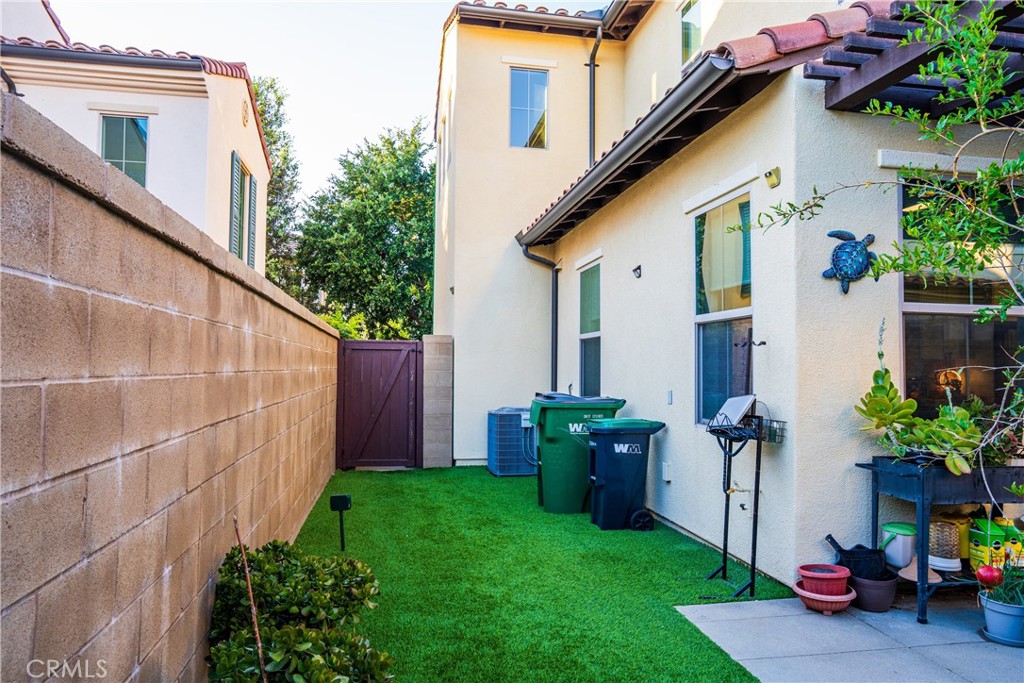 109 Full Sun, Irvine CA 92618 - photo 23