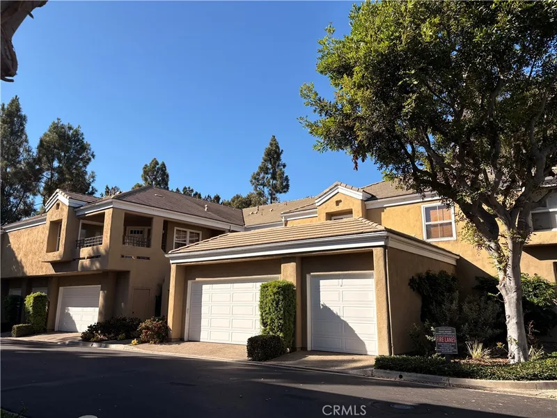 109 Lehigh Aisle, Irvine