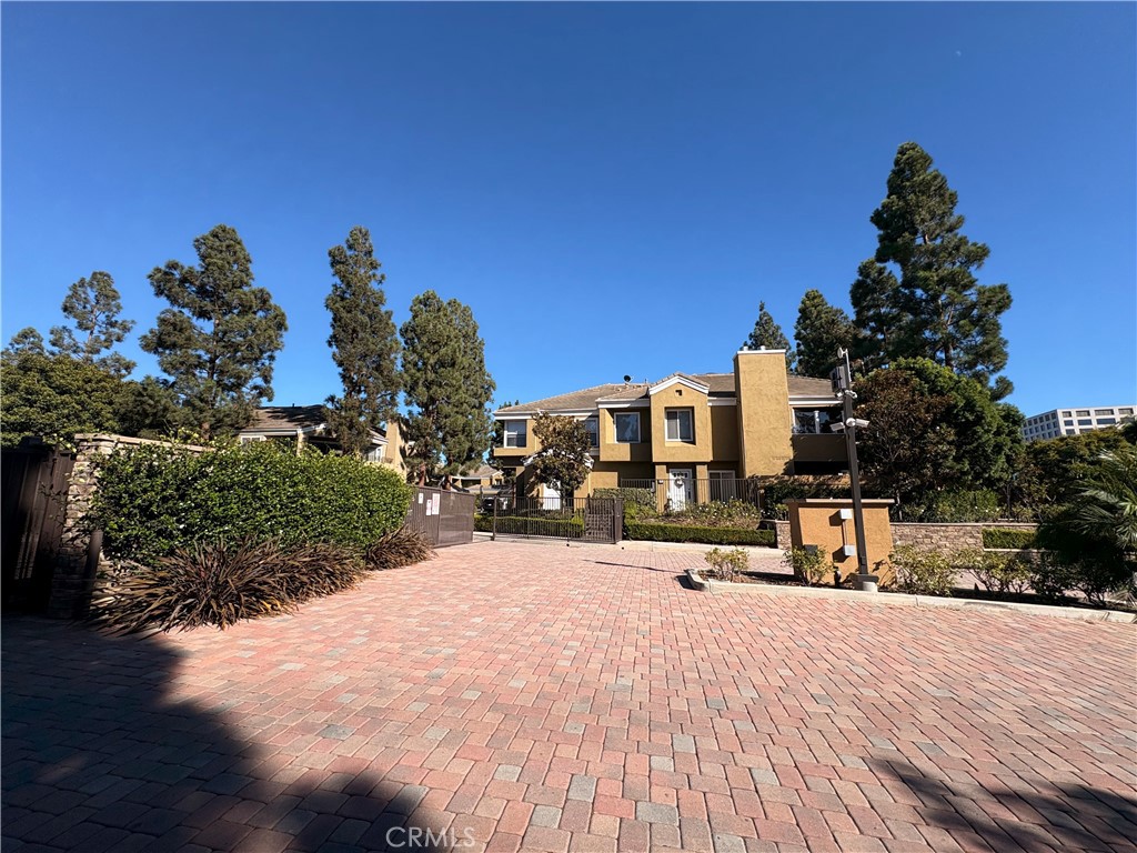 Main Gate - 109 Lehigh Aisle, Irvine CA 92612 - photo 2