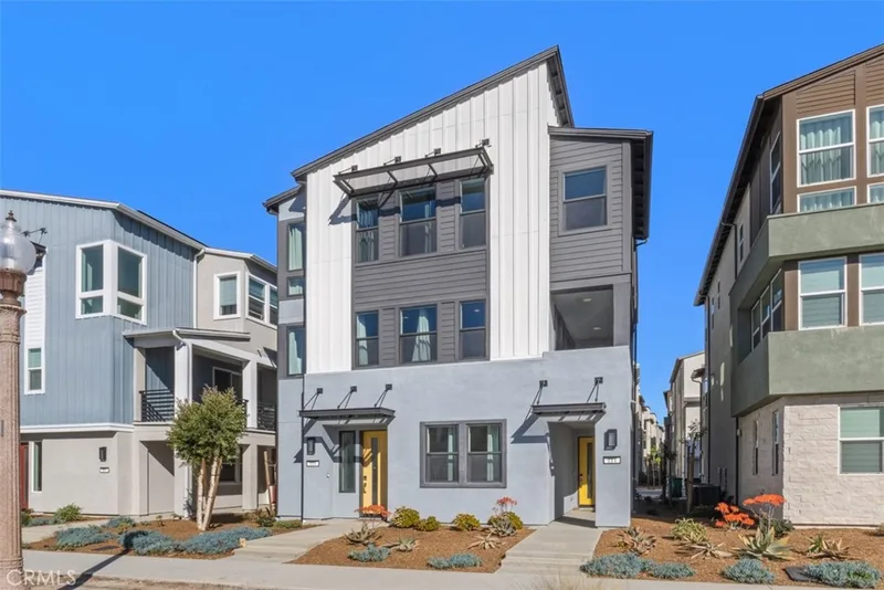 109 Mirth, Irvine, CA 92618