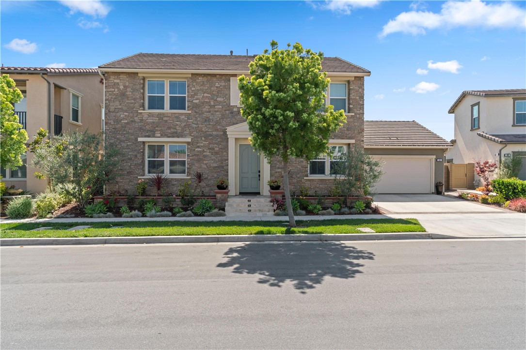 109 Sabiosa, Irvine CA 92618 - photo 1