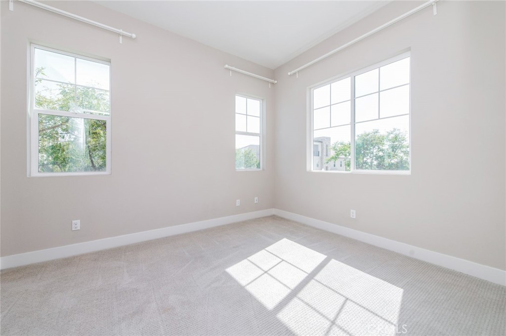 109 Spiral, Irvine CA 92618 - photo 27