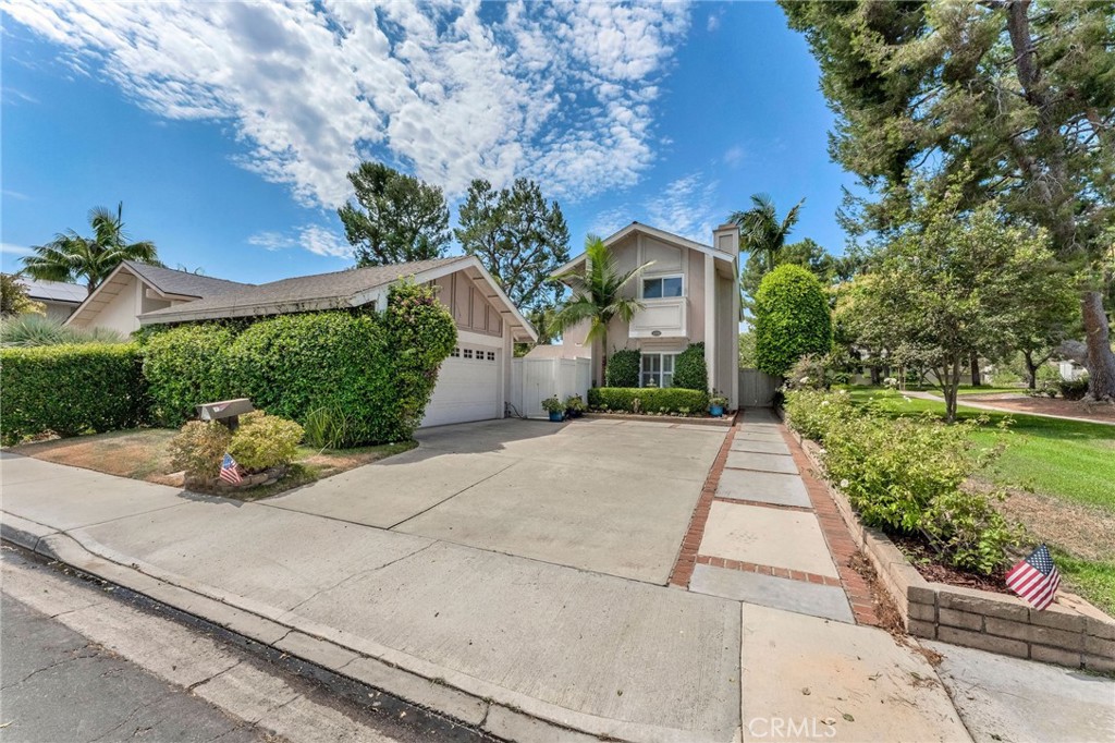 11 Almond Tree, Irvine CA 92612 - photo 2