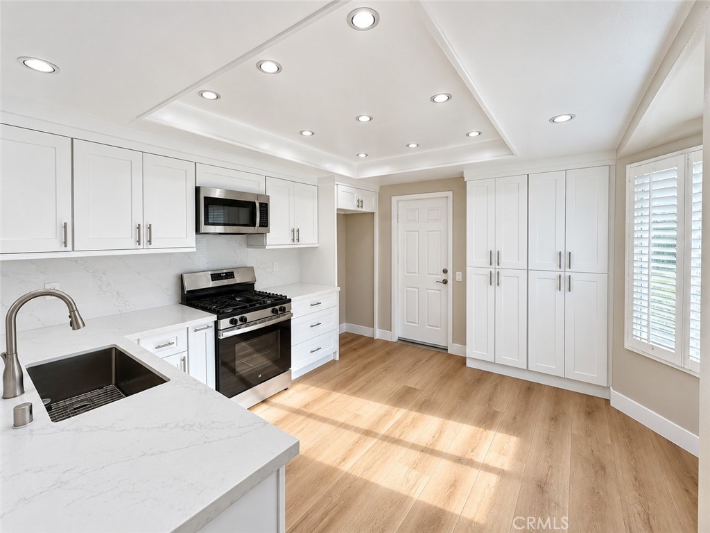 11 Beechwood, Irvine CA 92604 - photo 7