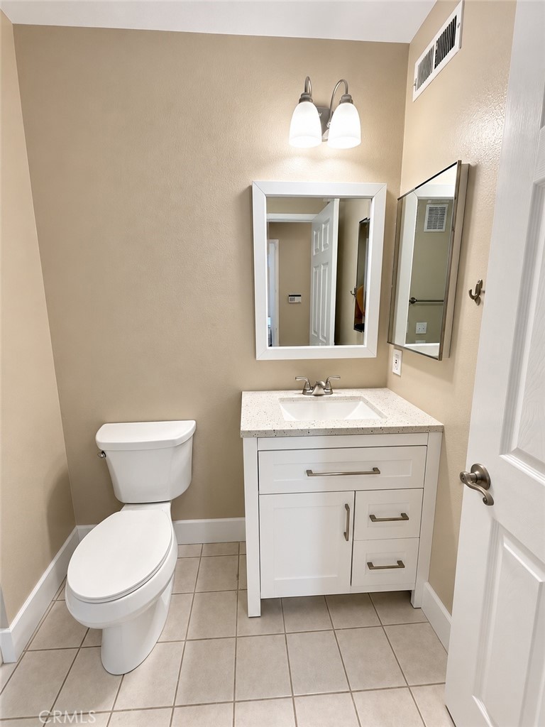 Bathroom 2 - 11 Beechwood, Irvine CA 92604 - photo 21