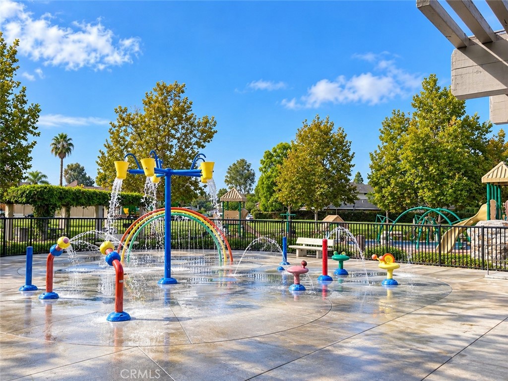Fallbrook Splashpad - 11 Beechwood, Irvine CA 92604 - photo 35