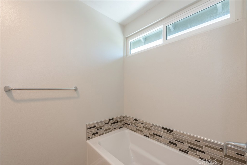 11 Bragg, Irvine CA 92620 - photo 22
