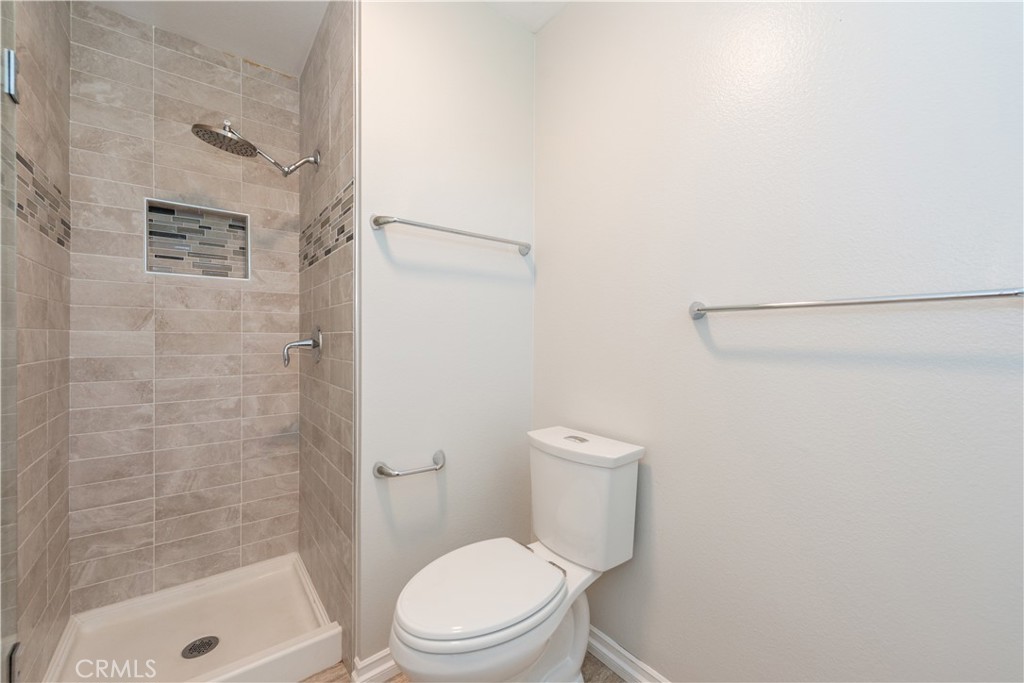 11 Bragg, Irvine CA 92620 - photo 23