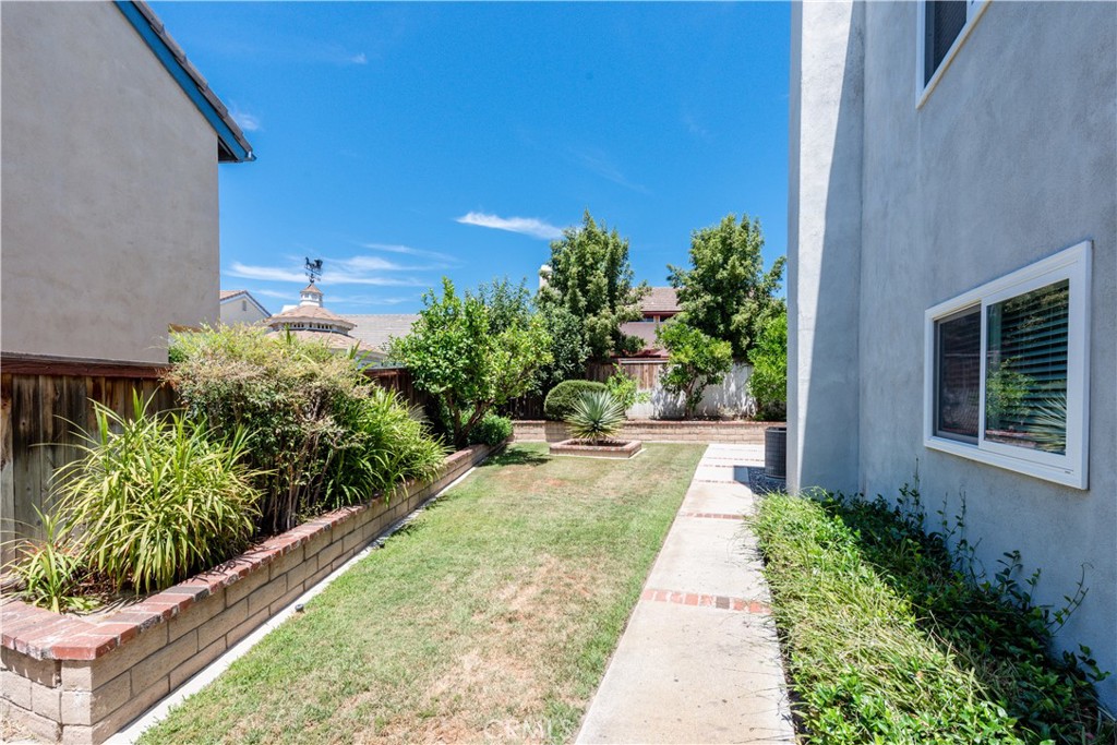 11 Bragg, Irvine CA 92620 - photo 32