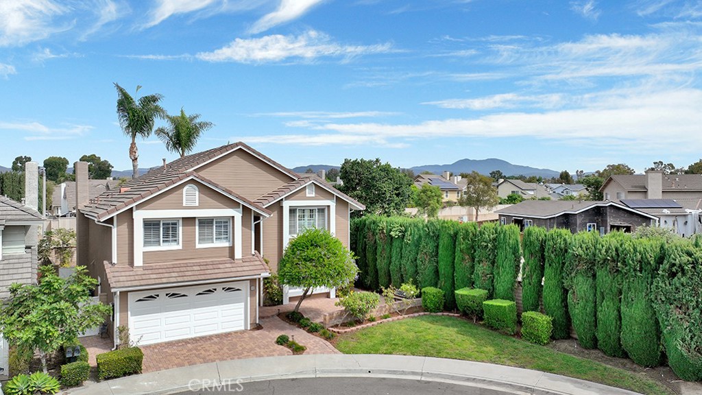 Welcome to 11 Burke! - 11 Burke, Irvine CA 92620 - photo 1