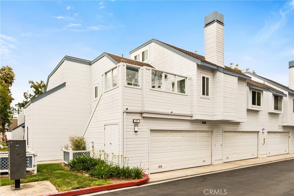 11 Fallingstar, Irvine CA 92614 - photo 1
