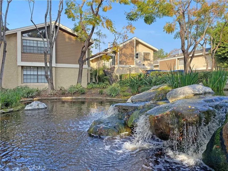 11 Lakepines, Irvine