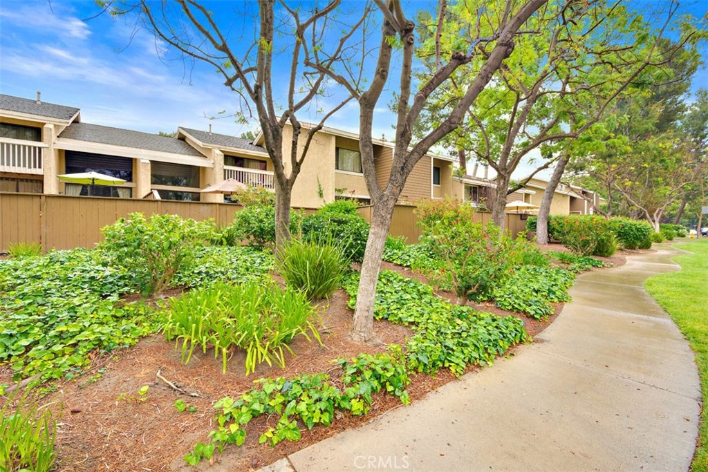 11 Lakepines, Irvine CA 92620 - photo 38