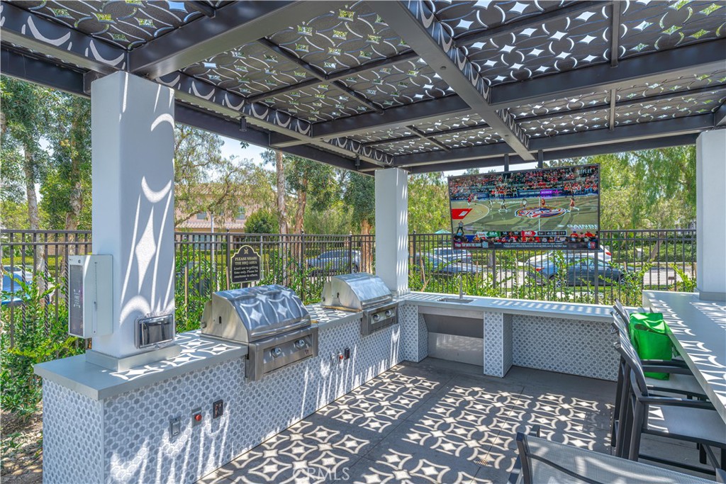 11 Nature, Irvine CA 92620 - photo 34
