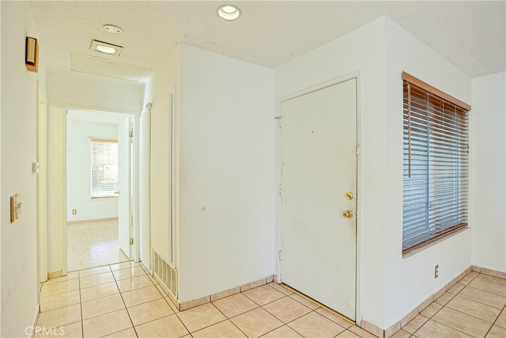 HALLWAY - 11 Orchard, Irvine CA 92618 - photo 29