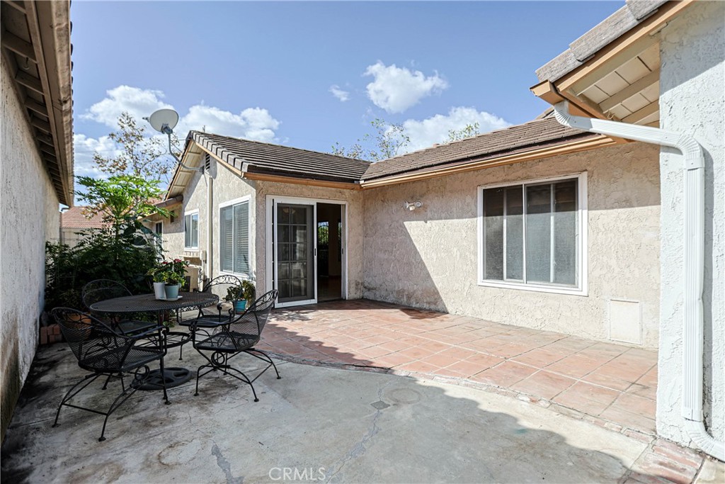 SIDE YARD - 11 Orchard, Irvine CA 92618 - photo 34