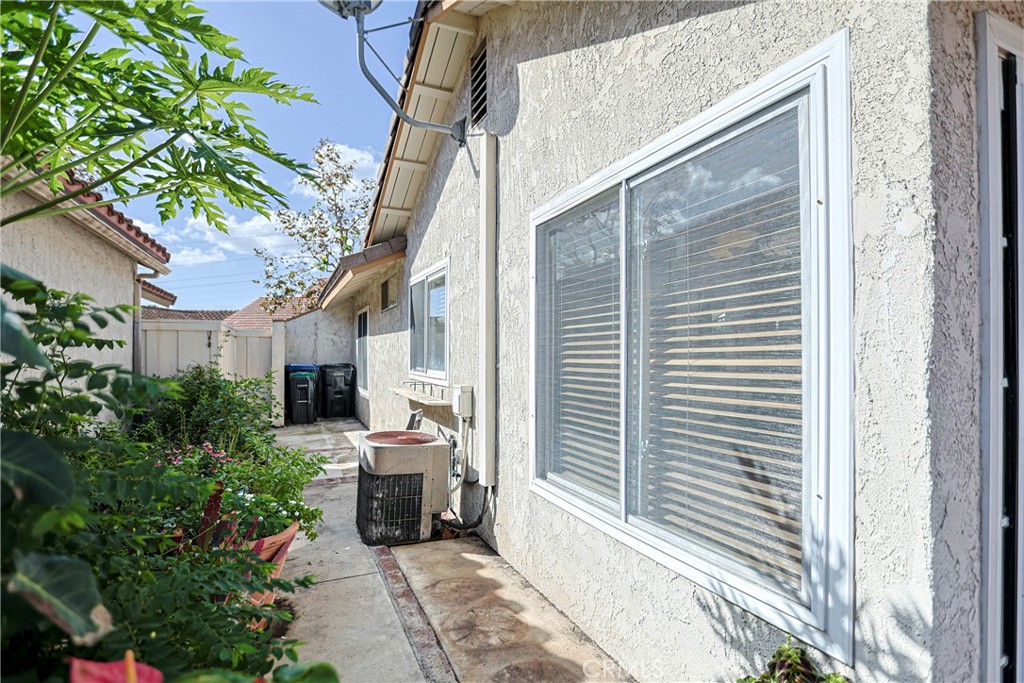 SIDE YARD - 11 Orchard, Irvine CA 92618 - photo 36