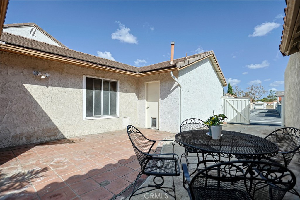 SIDE YARD - 11 Orchard, Irvine CA 92618 - photo 37