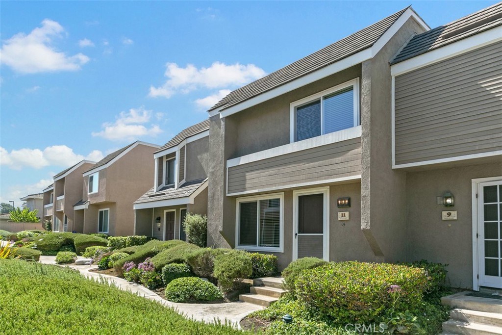 11 Rosemary 20, Irvine CA 92604 - photo 3
