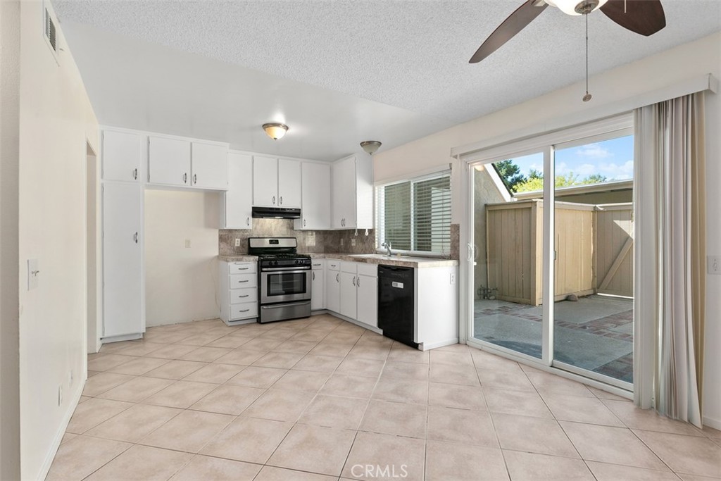 11 Rosemary 20, Irvine CA 92604 - photo 10