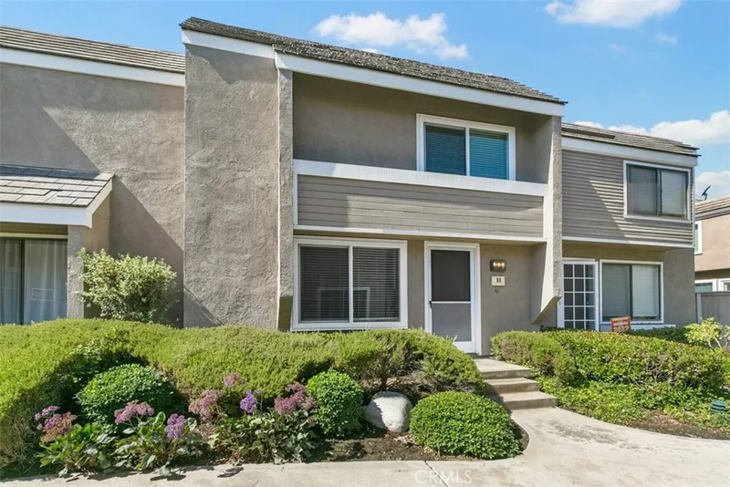 11 Rosemary 20, Irvine