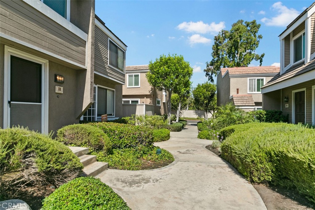 11 Rosemary 20, Irvine CA 92604 - photo 4