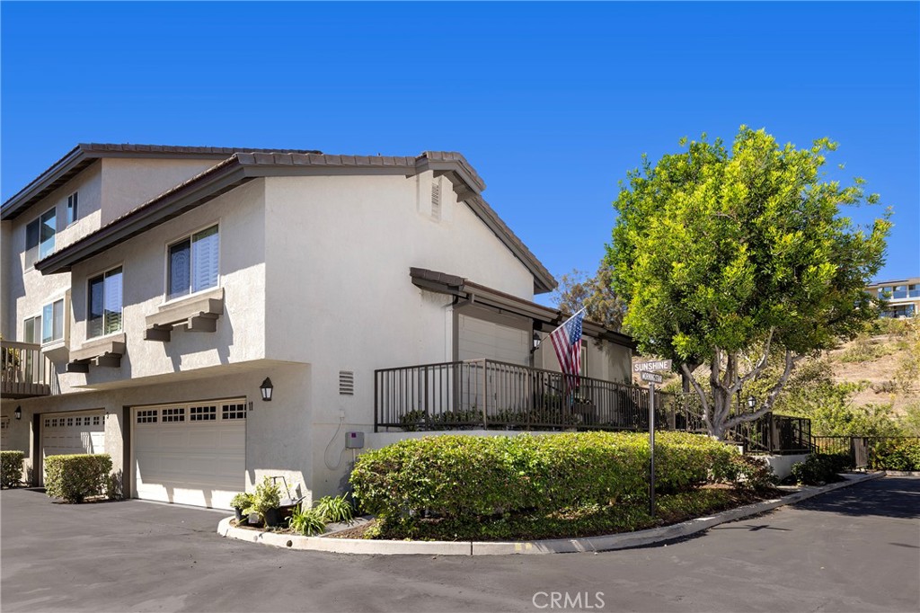 11 Sunshine, Irvine CA 92603 - photo 26