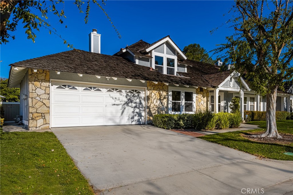 11 Thunder Trail 6, Irvine CA 92614 - photo 2