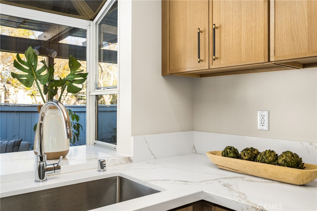 11 Thunder Trail 6, Irvine CA 92614 - photo 26