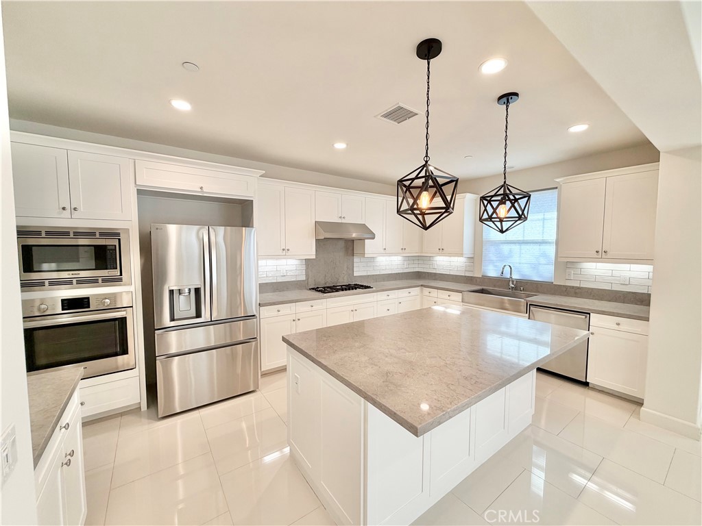 110 Briar Rose, Irvine CA 92618 - photo 14