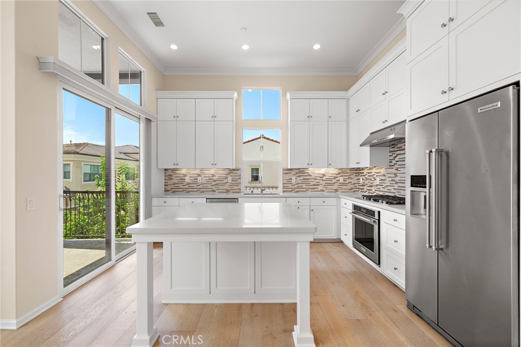 110 Mighty Oak, Irvine CA 92602 - photo 4