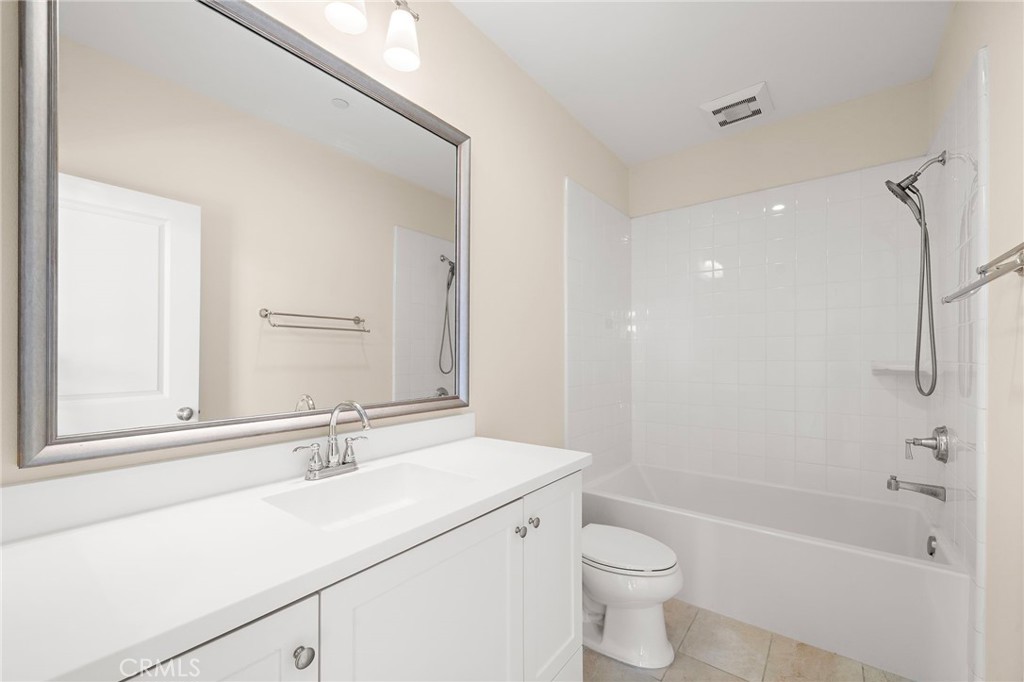 Full Bathroom - 110 Mighty Oak, Irvine CA 92602 - photo 13