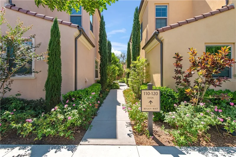 110 Milky Way, Irvine, CA 92618