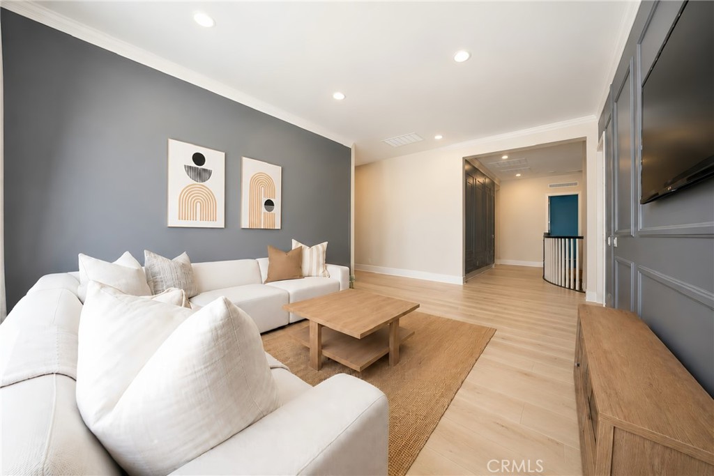 110 Perspective, Irvine CA 92618 - photo 35