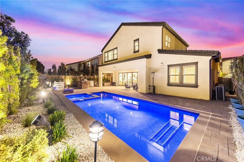 110 Pixel, Irvine CA 92618 - photo 1